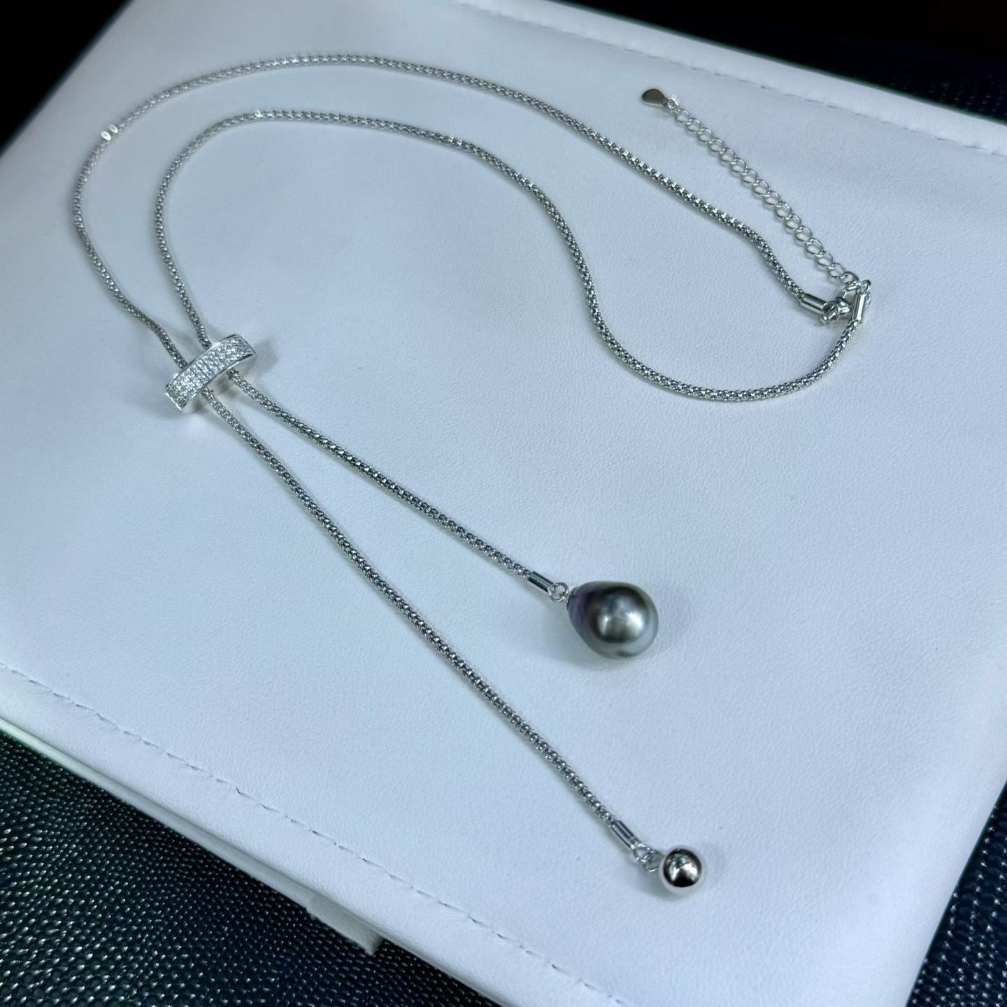 High quality black color teardrop Tahitian baroque pearl necklace