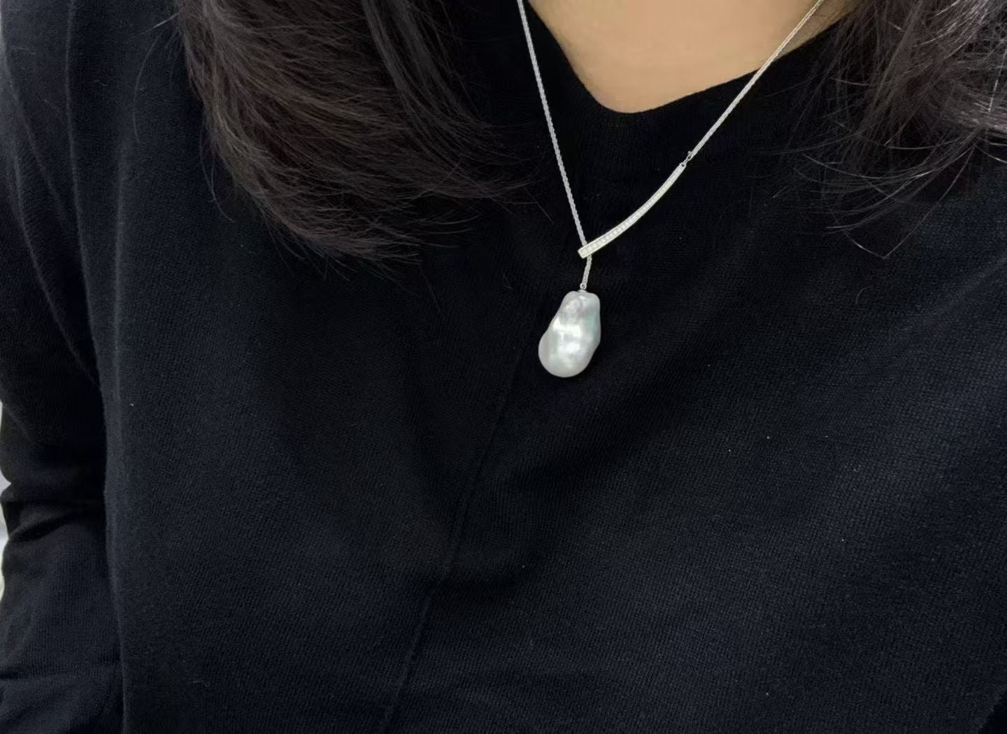 High quality aurora white color baroque pearl pendant