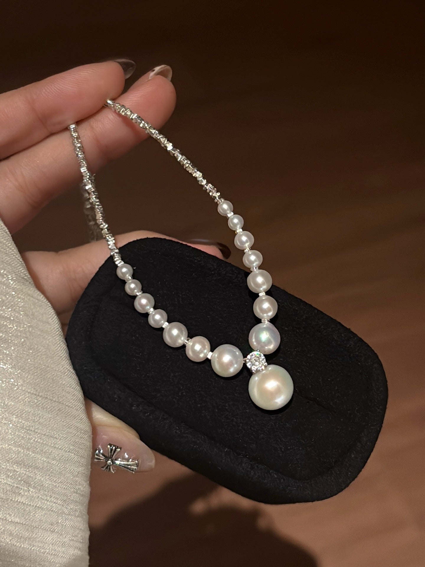 High quality aurora white color freshwater pearls necklace