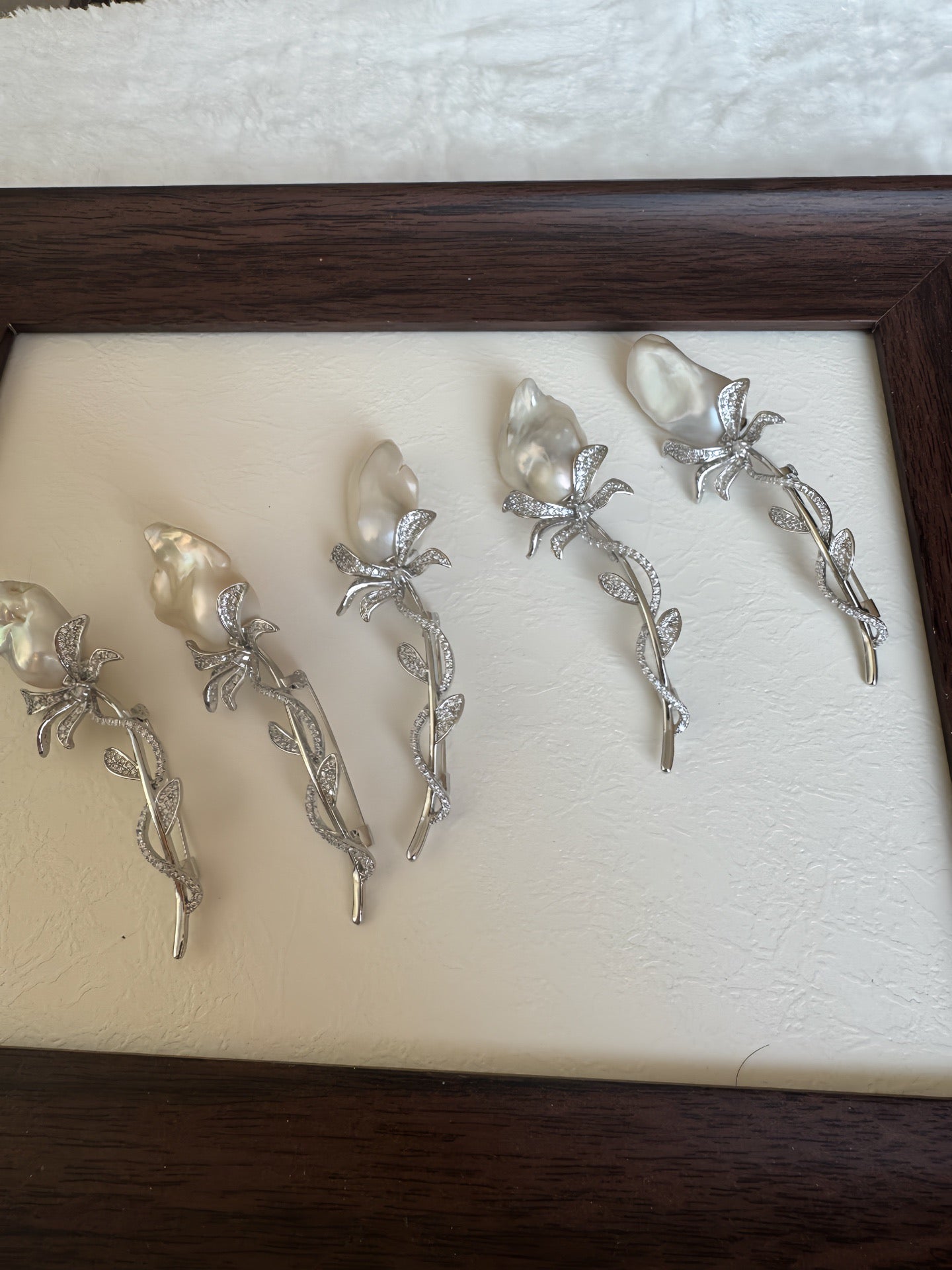 High quality aurora white  color baroque pearls brooch