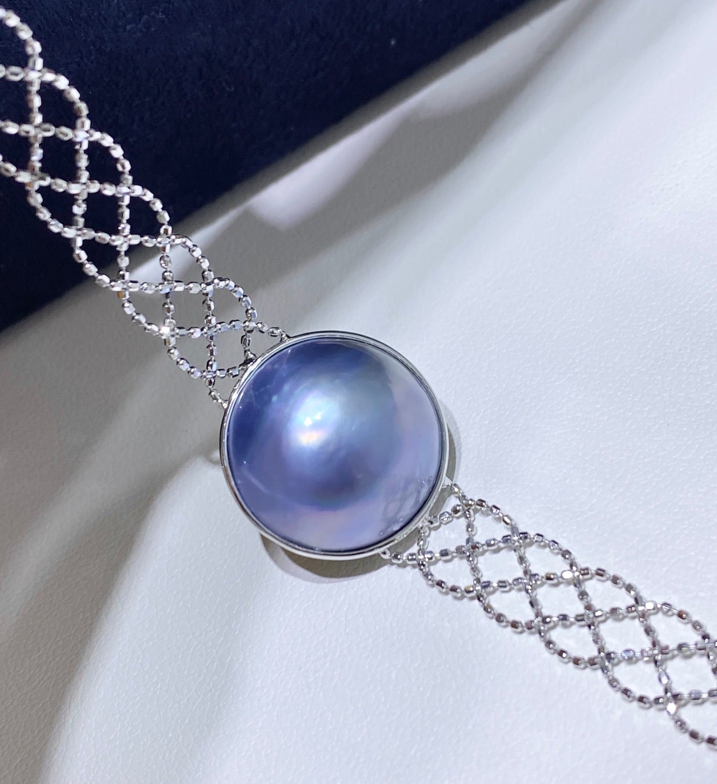 High quality sky blue color seawater Mabe pearl bracelet