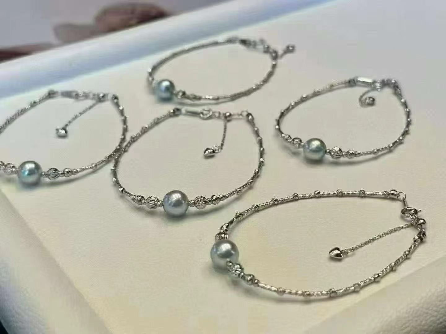 High quality silver blue color seawater MADAMA pearl bracelet
