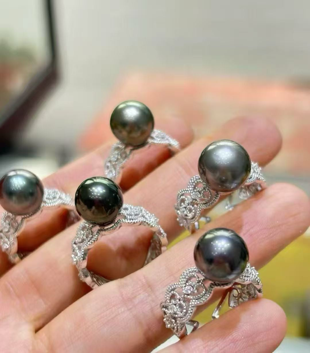 High quality black color Tahitian pearl ring