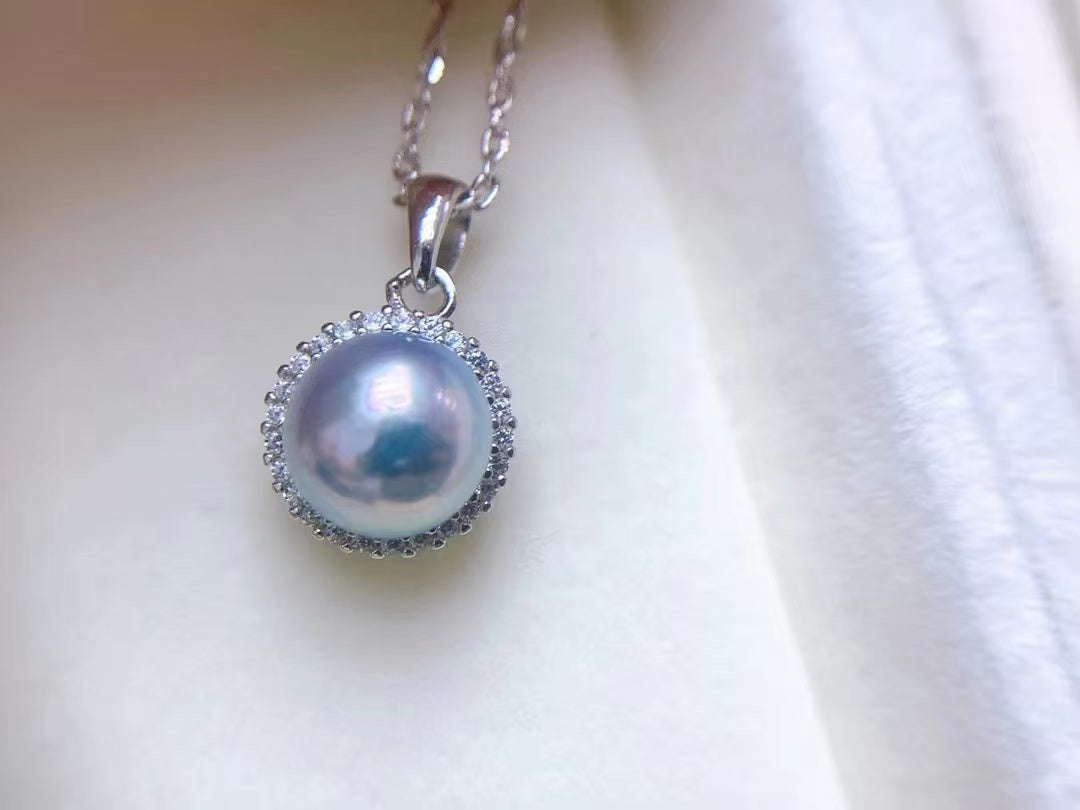 High quality silver blue color seawater MADAMA pearl pendant