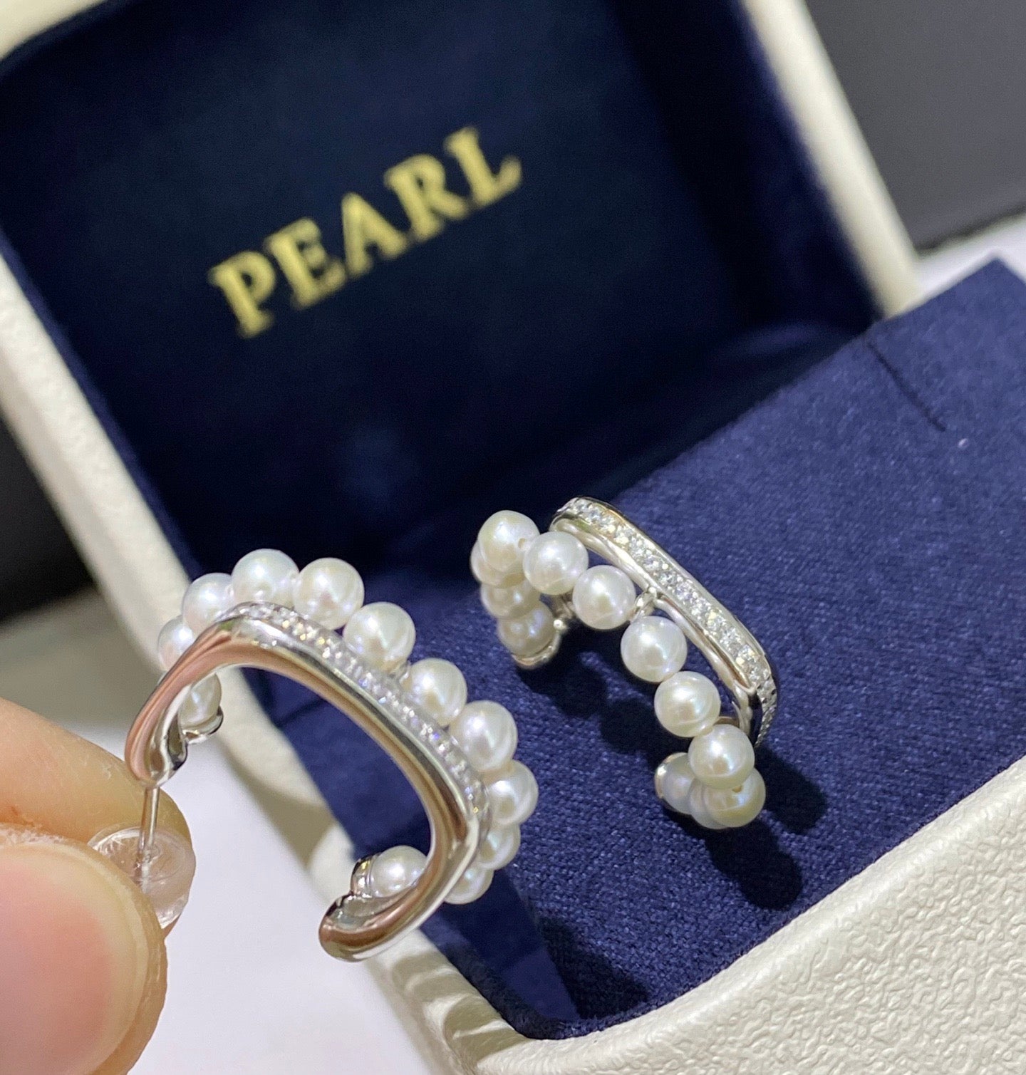 High quality aurora white color freshwater pearls earrings