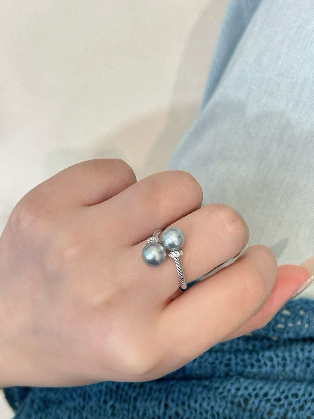 High quality silver blue color seawater MADAMA pearls double bead ring