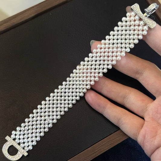 High quality white color freshwater pearls bracelet