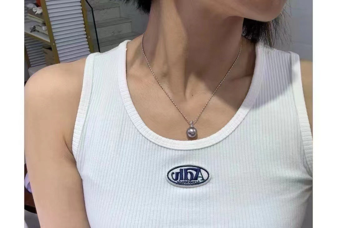 High quality black color Tahitian pearl pendant