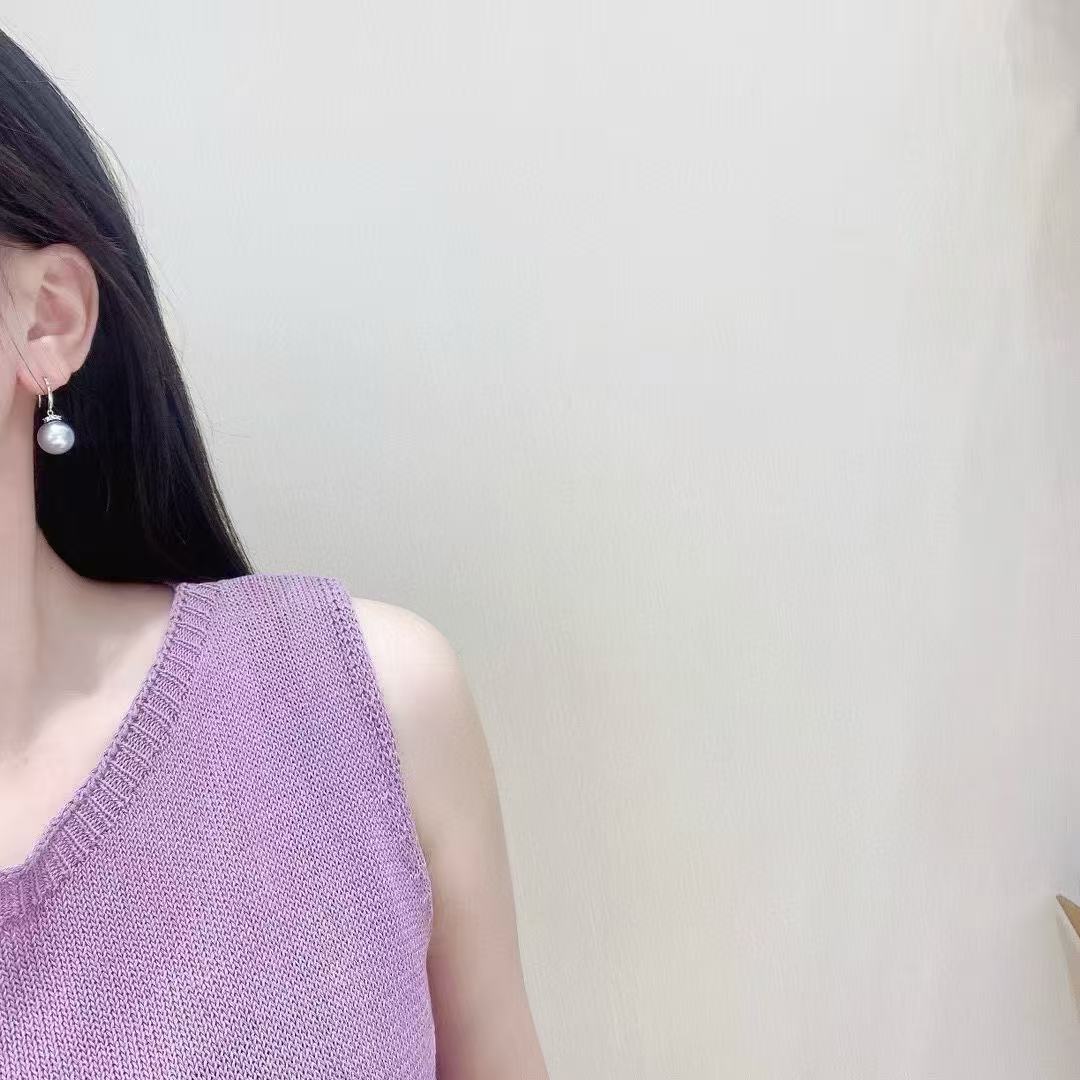 High quality “Ocean blue”platinum grey color Tahitian pearls earrings