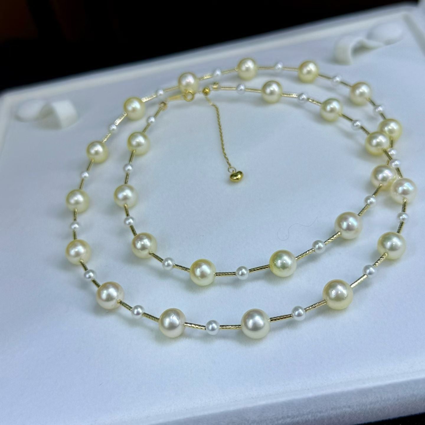 High quality “Full star”feather gold color seawater akoya pearls necklace