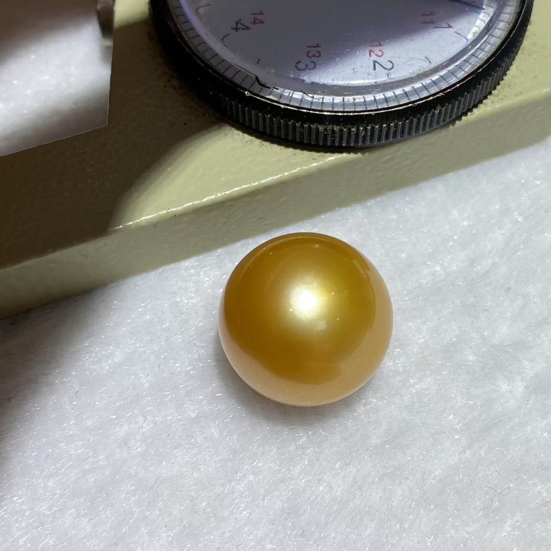 High quality deep gold color  collectible Golden southsea pearl loose bead
