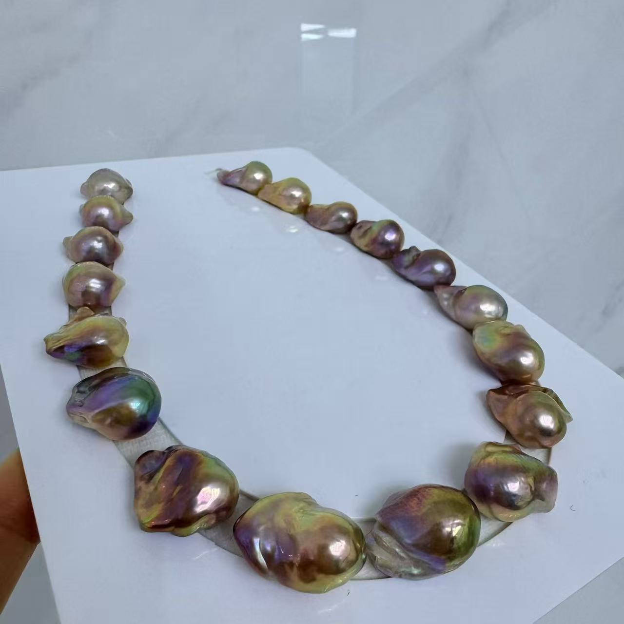 Top quality Metallic Avocado color baroque pearls necklace