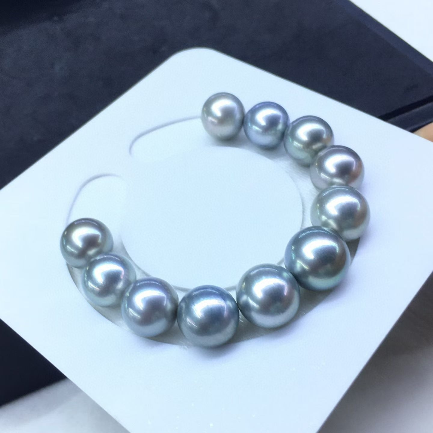 High quality aurora platinum grey color Tahitian pearls bracelet