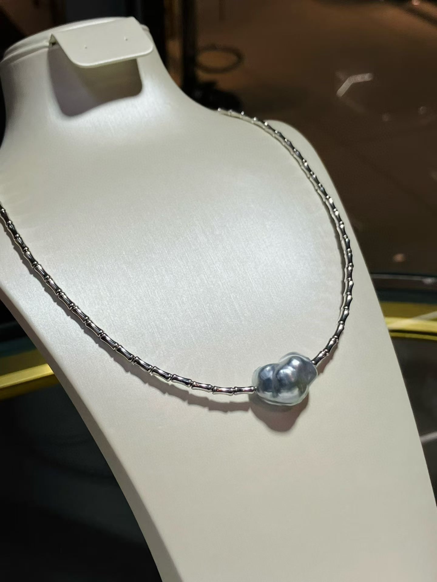 High quality “Blue blood”Australia Southsea keshi pearl pendant