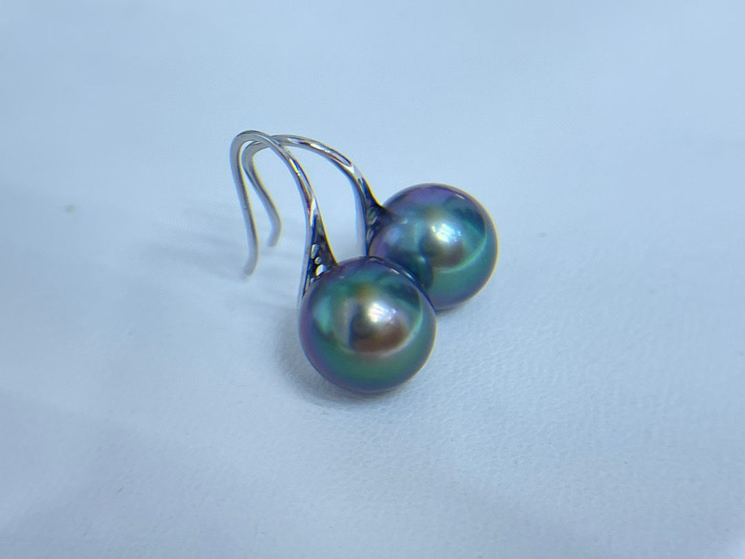 Top quality rare malachite green color with purple overtone Tahitian pearls earrings