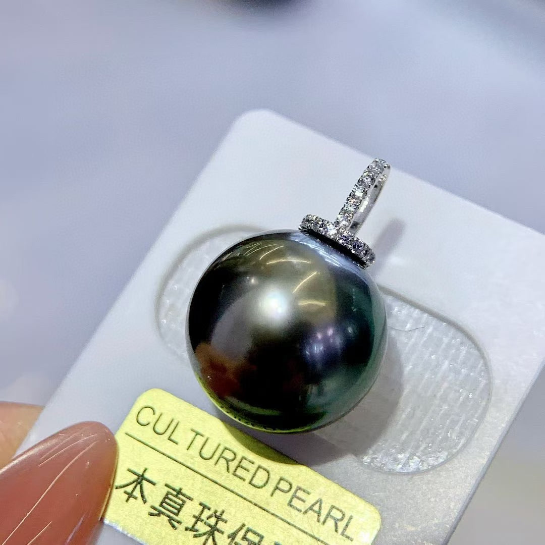 High quality aurora black color Tahitian pearl pendant