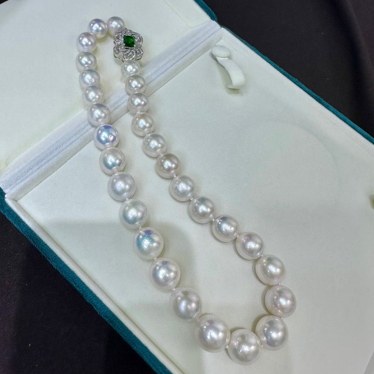 High quality aurora white color Edison pearls necklace