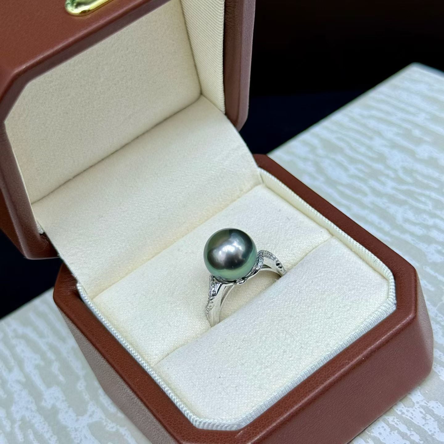 High quality malachite green color Tahitian pearl ring