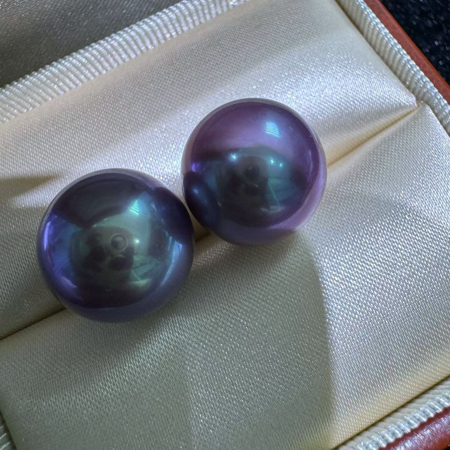 High quality monster purple color Edison pearls loose pair
