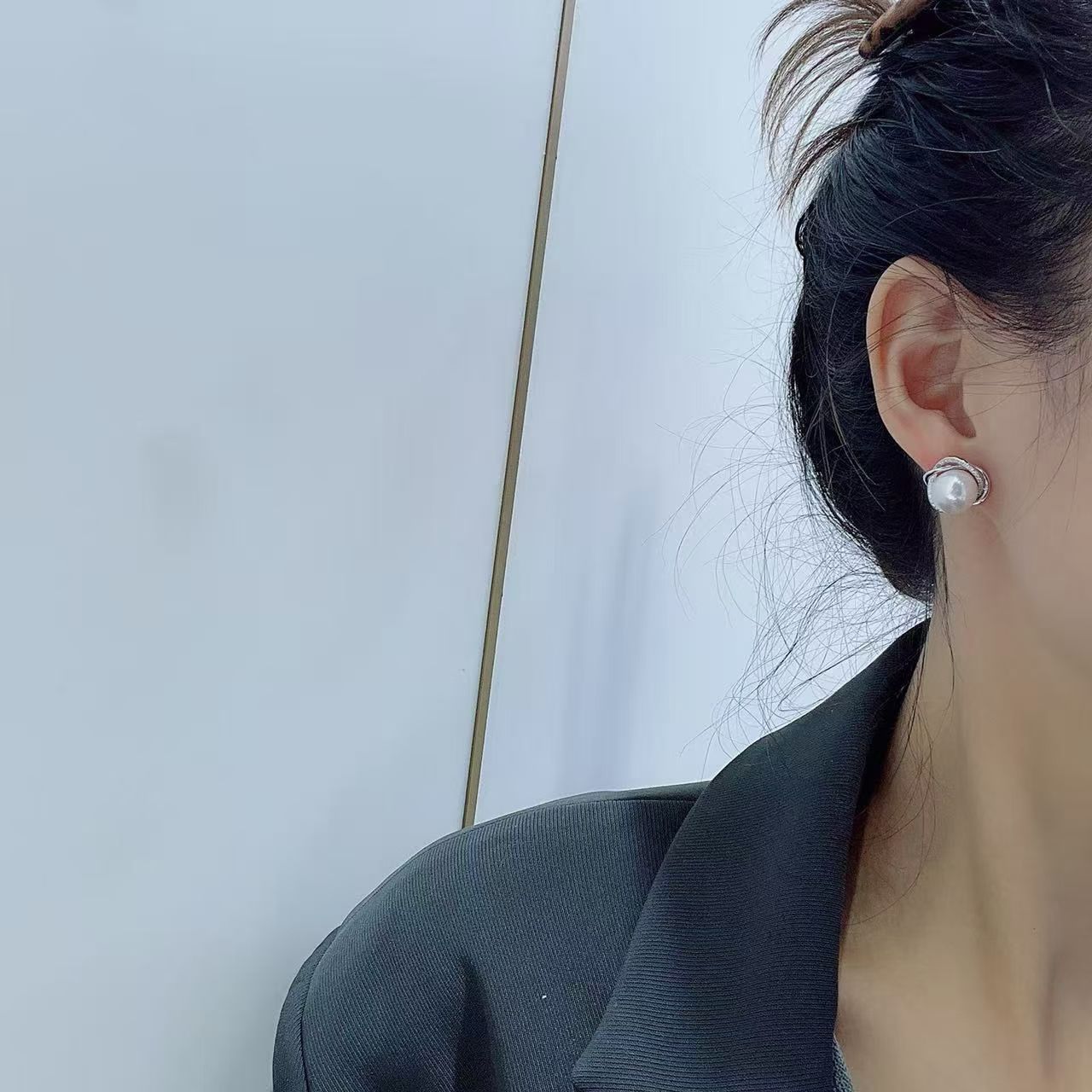 High quality aurora white color Edison pearls earrings