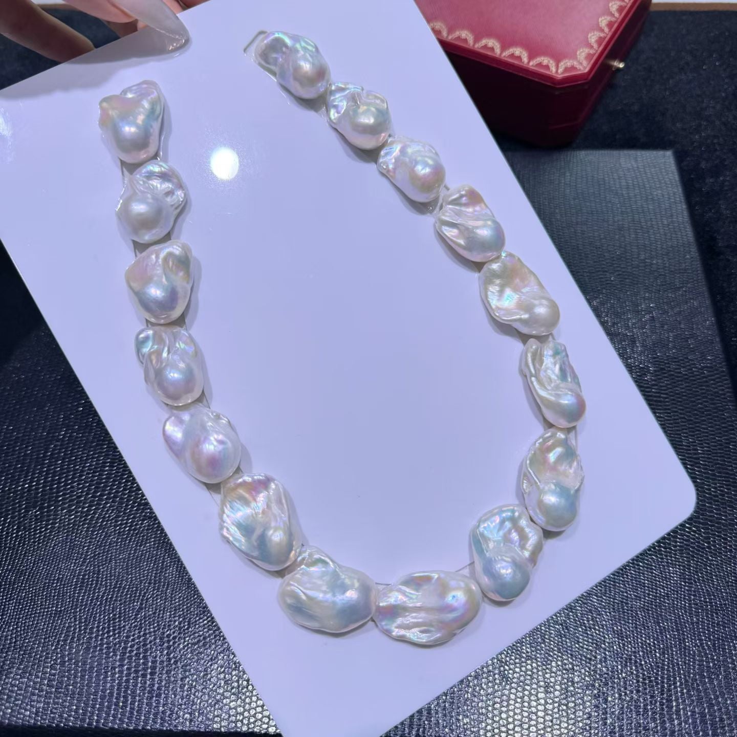 Top quality aurora white color baroque pearls necklace