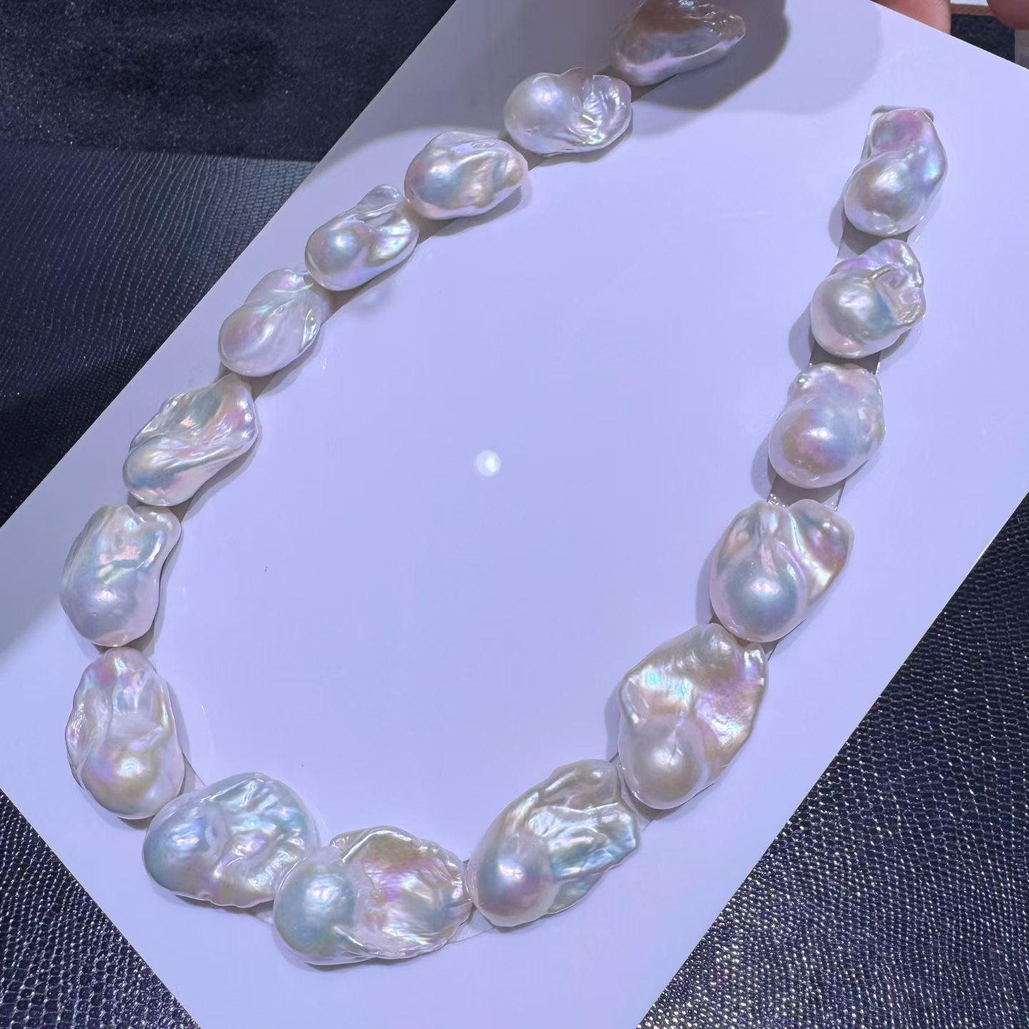 Top quality aurora white color baroque pearls necklace