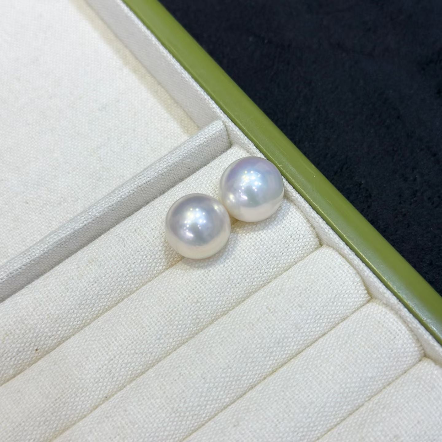 High quality aurora white color Edison pearls earrings studs