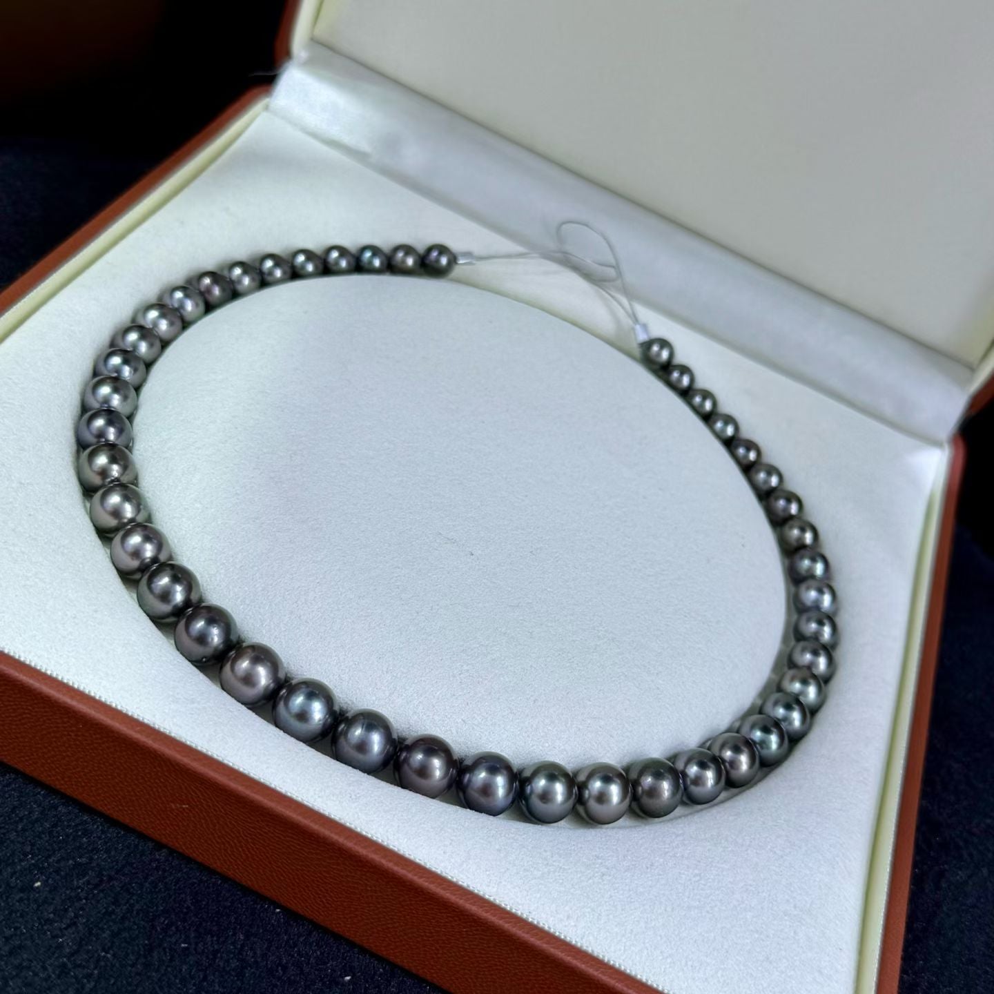 High quality aurora black color Tahitian pearls necklace