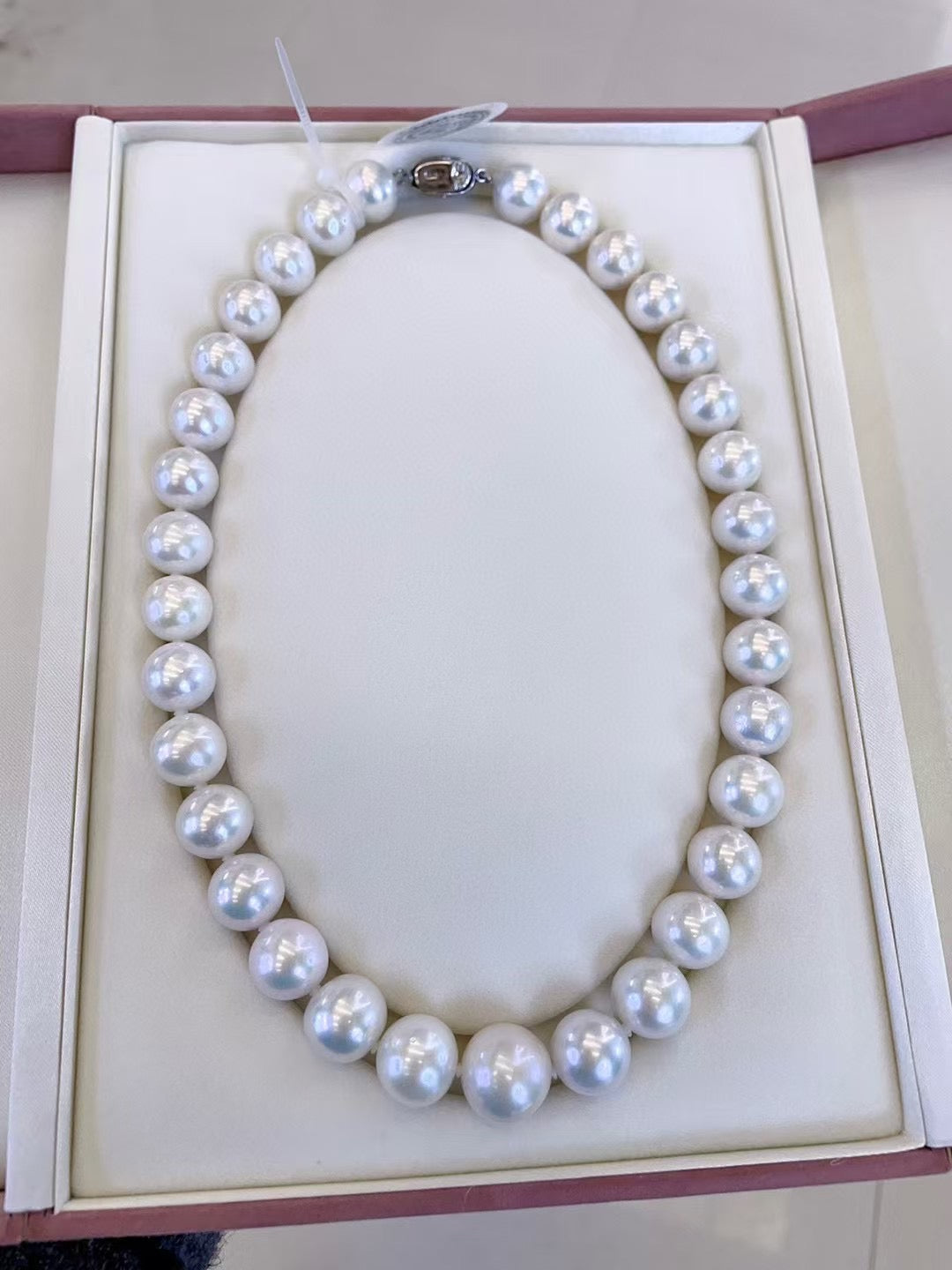 Top quality aurora white color Edison pearls necklace