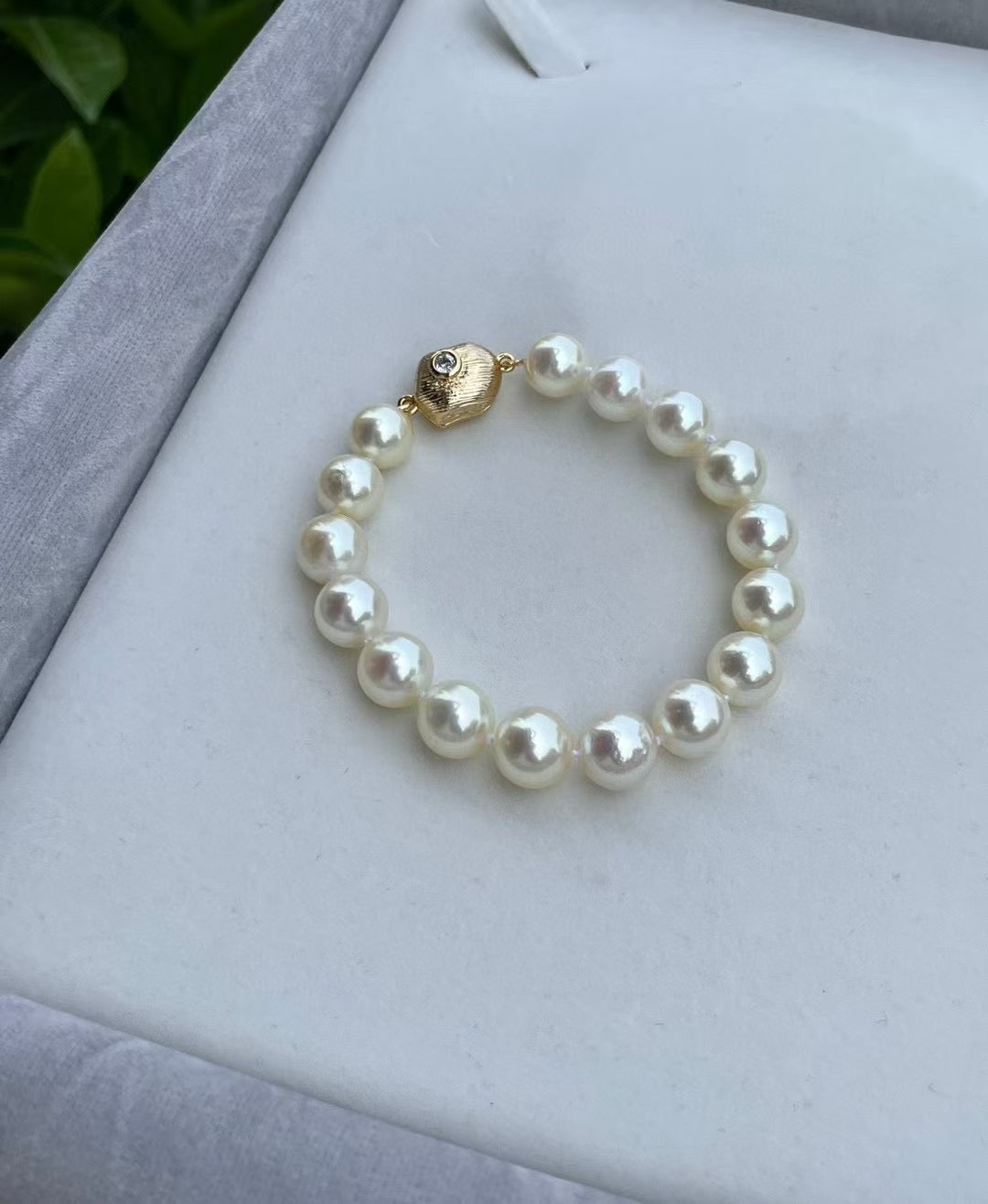Top quality aurora “feather gold”color seawater akoya pearls bracelet