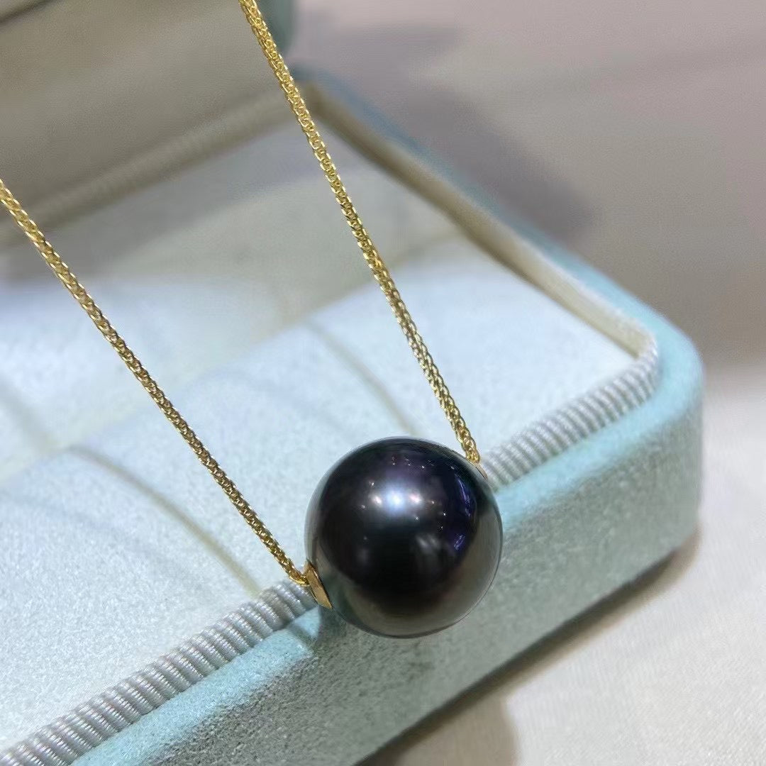High quality aurora black color Tahitian pearl pendant
