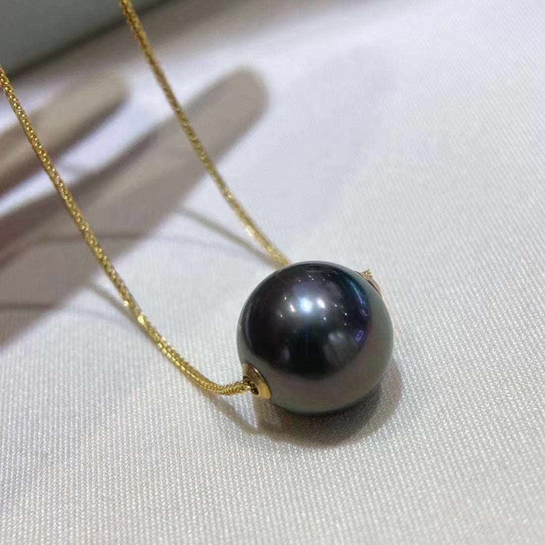 High quality aurora black color Tahitian pearl pendant
