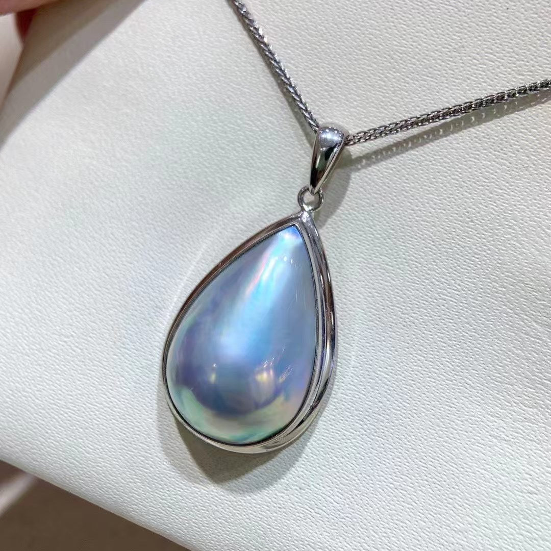 High quality silver blue color seawater Mabe pearl pendant