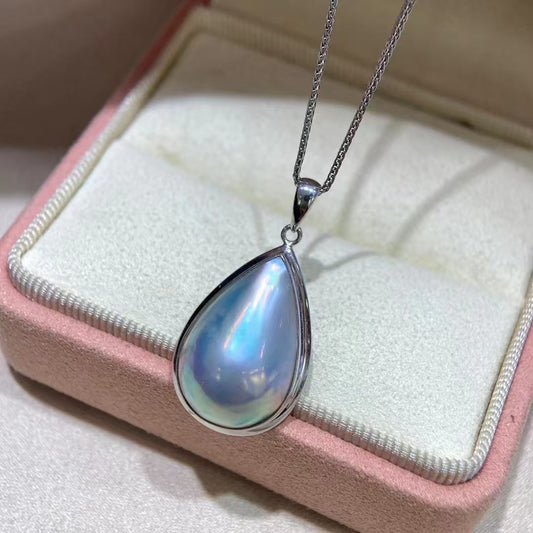 High quality silver blue color seawater Mabe pearl pendant