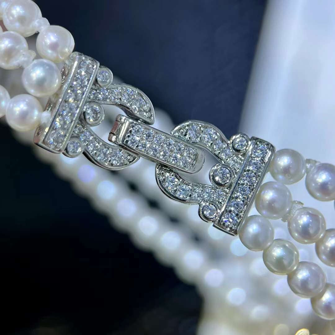 High quality aurora white freshwater pearls three-loop bracelet