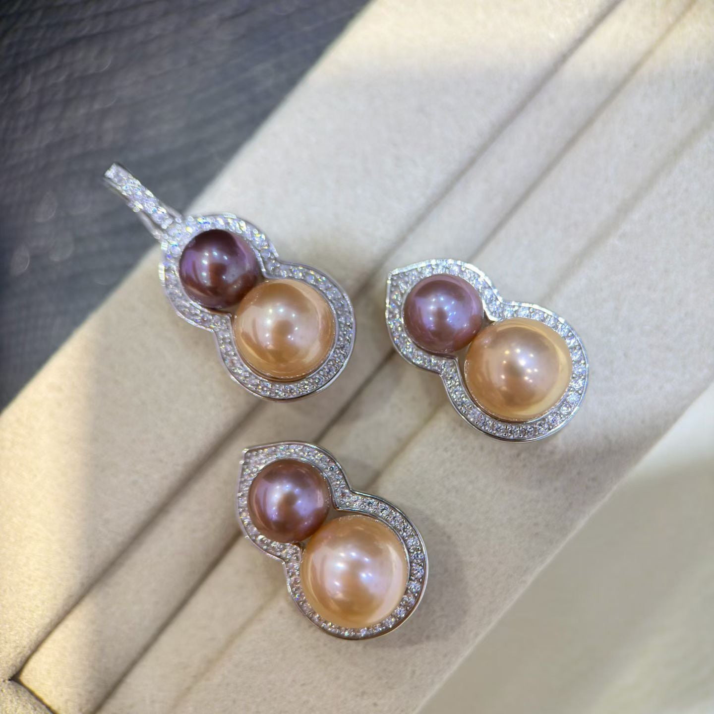 High quality  Multi color freshwater pearls earrings or pendant