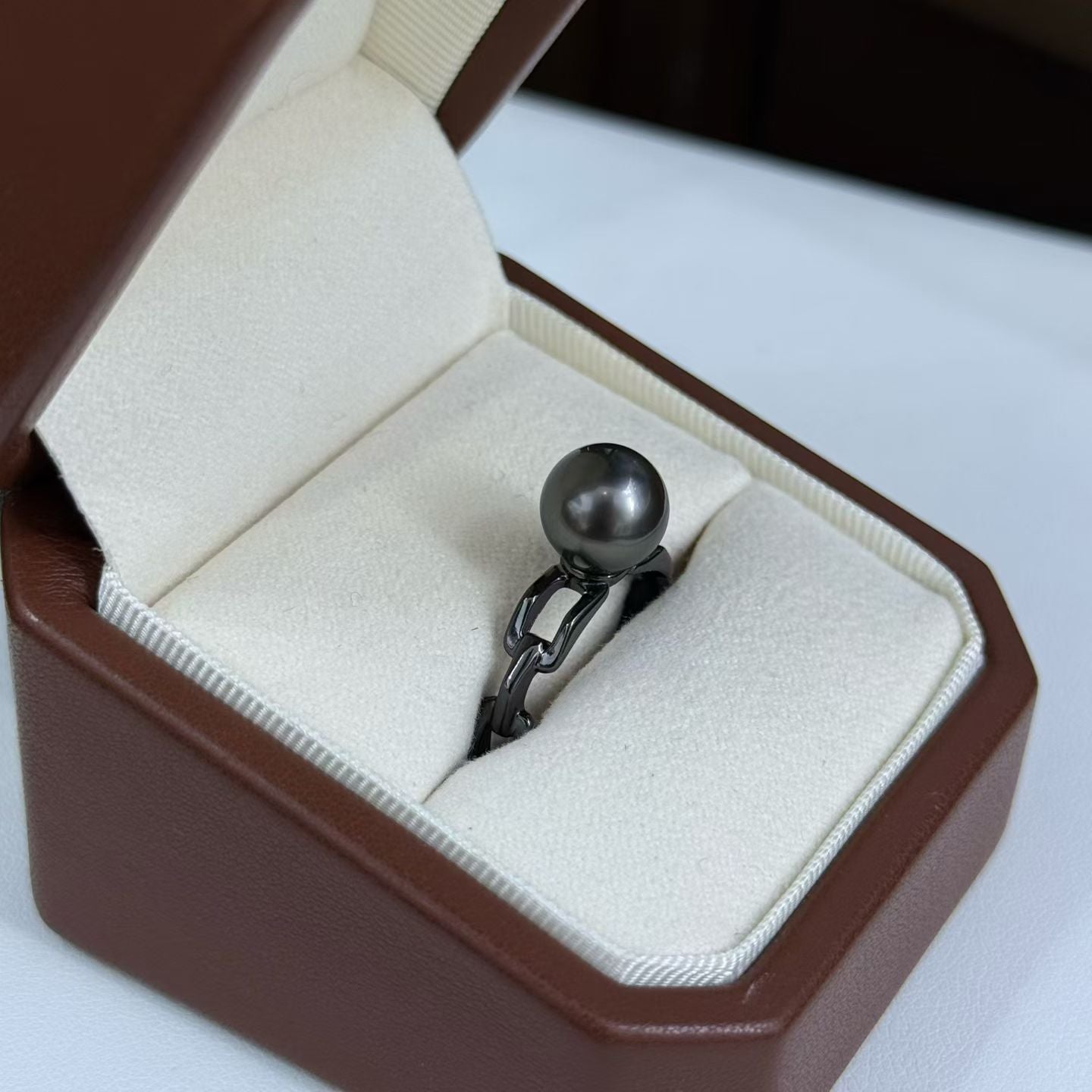 High quality aurora black color Tahitian pearl ring