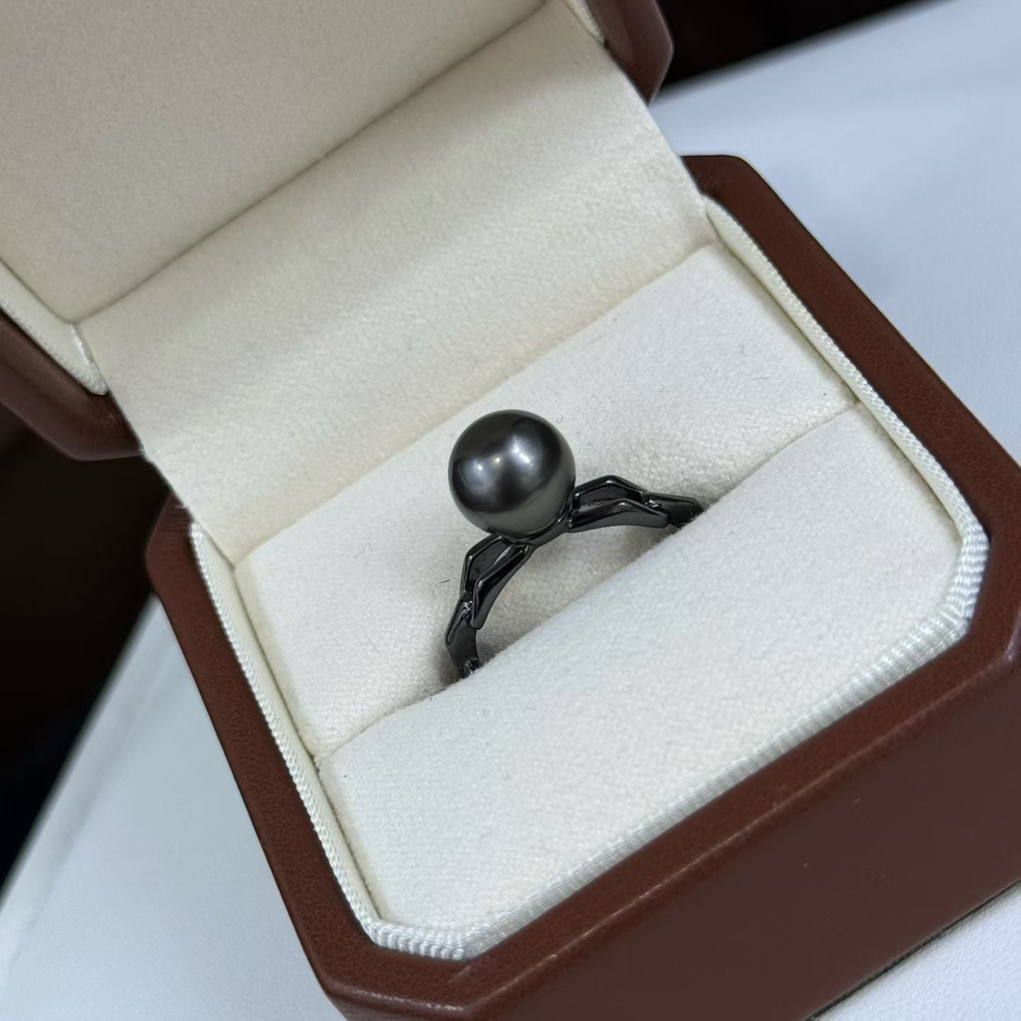 High quality aurora black color Tahitian pearl ring