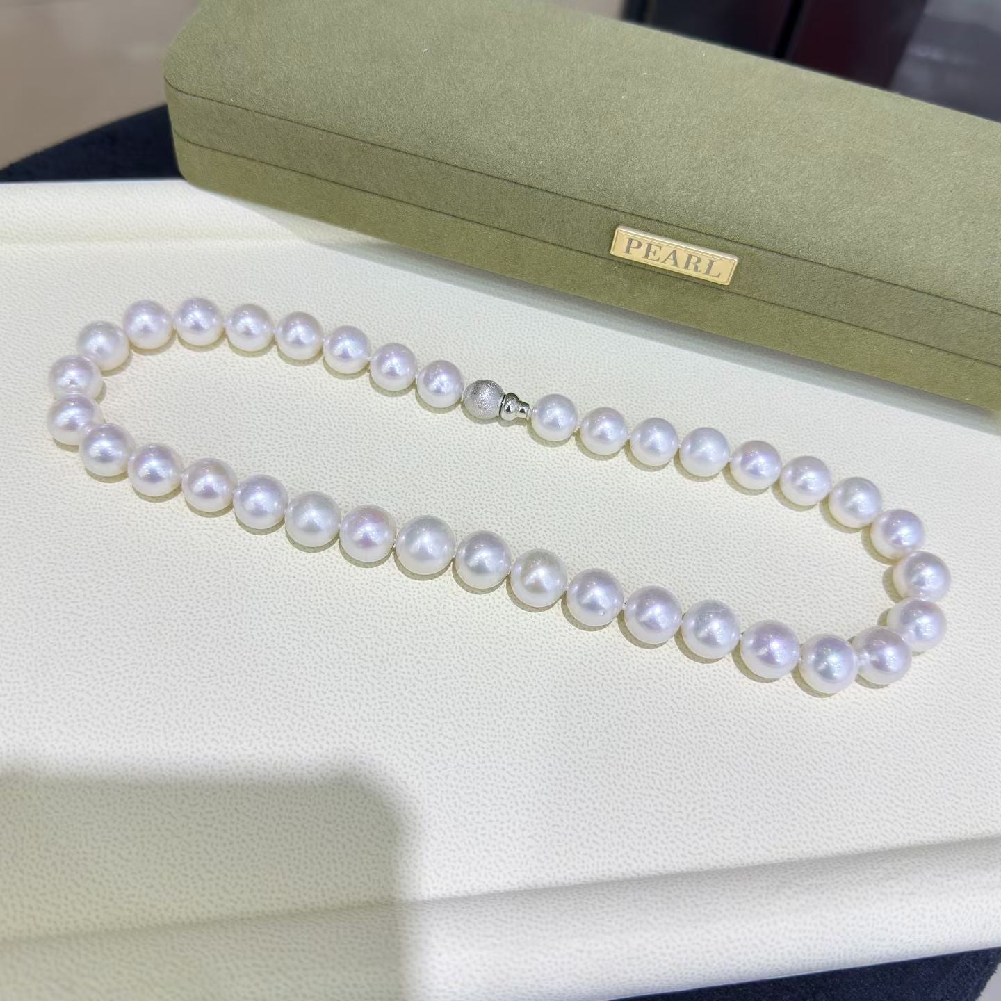 High quality white color Edison pearls necklace